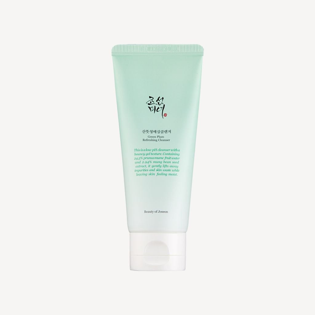 Green Plum Refreshing Cleanser