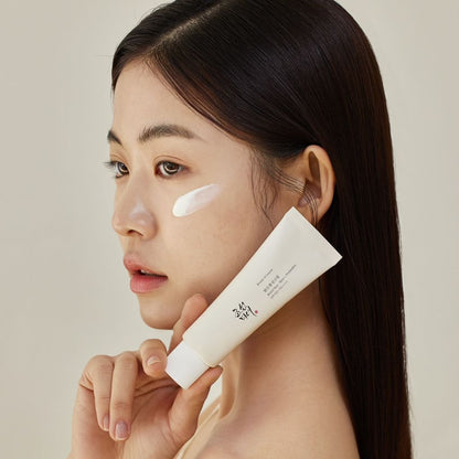 Relief Sun: Rice + Probiotics SPF50+ PA ++++